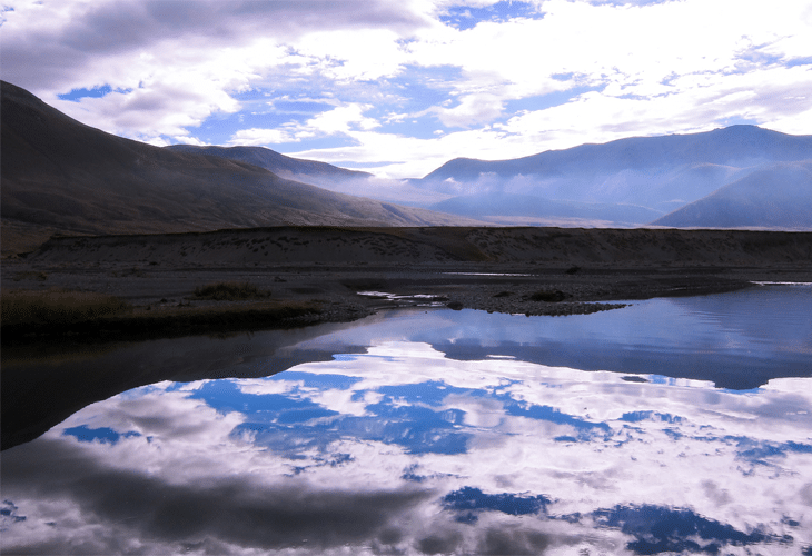 Ahuriri River - Windows 8 Wallpaper