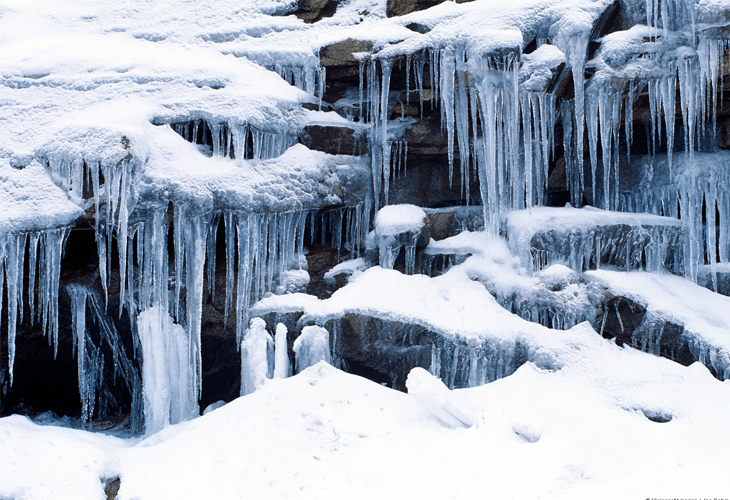 Icicles and Snow - Windows 8 Wallpaper