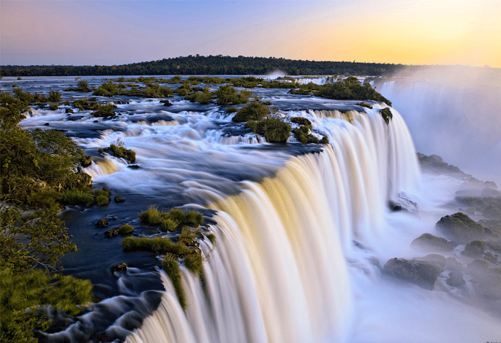 Iguazu Falls - Windows 8 Wallpaper