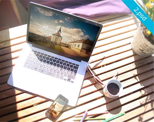 Free PSD Mockup