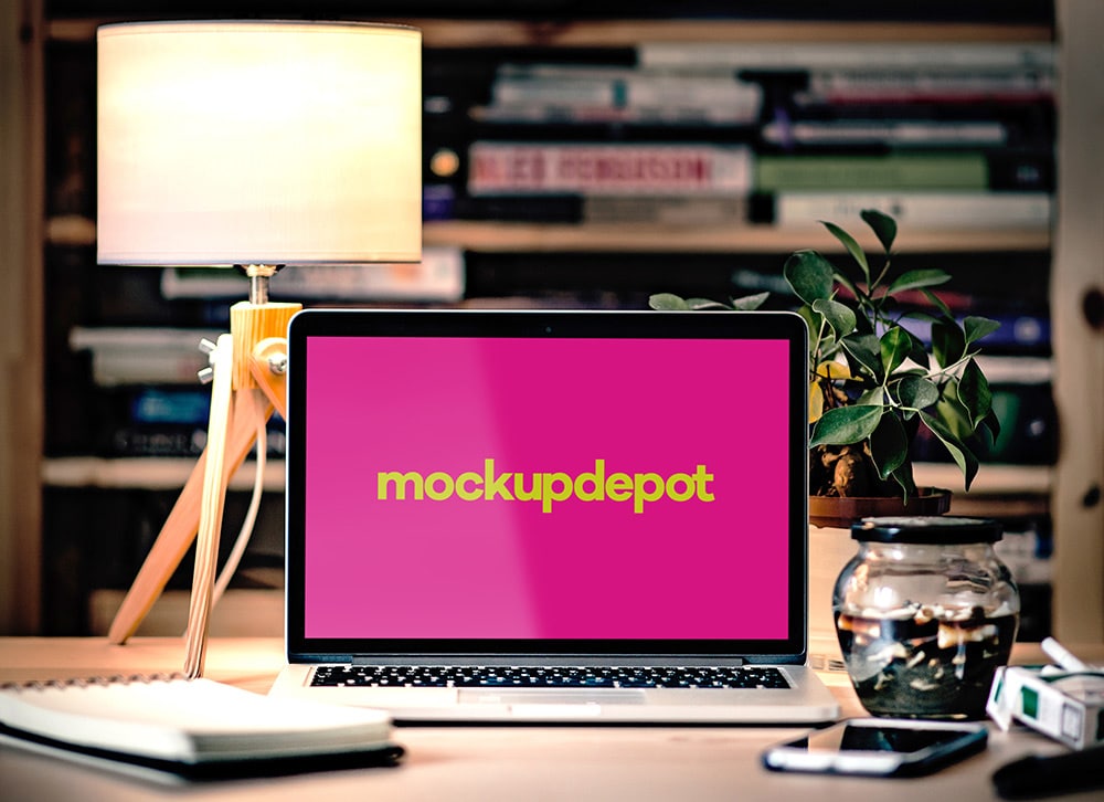 Free 4K Macbook Pro v2 Mockup PSD