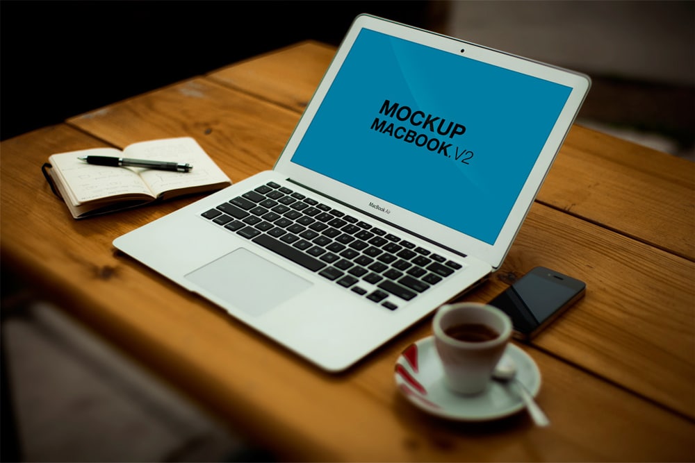 Free Mockup MacBook PSD