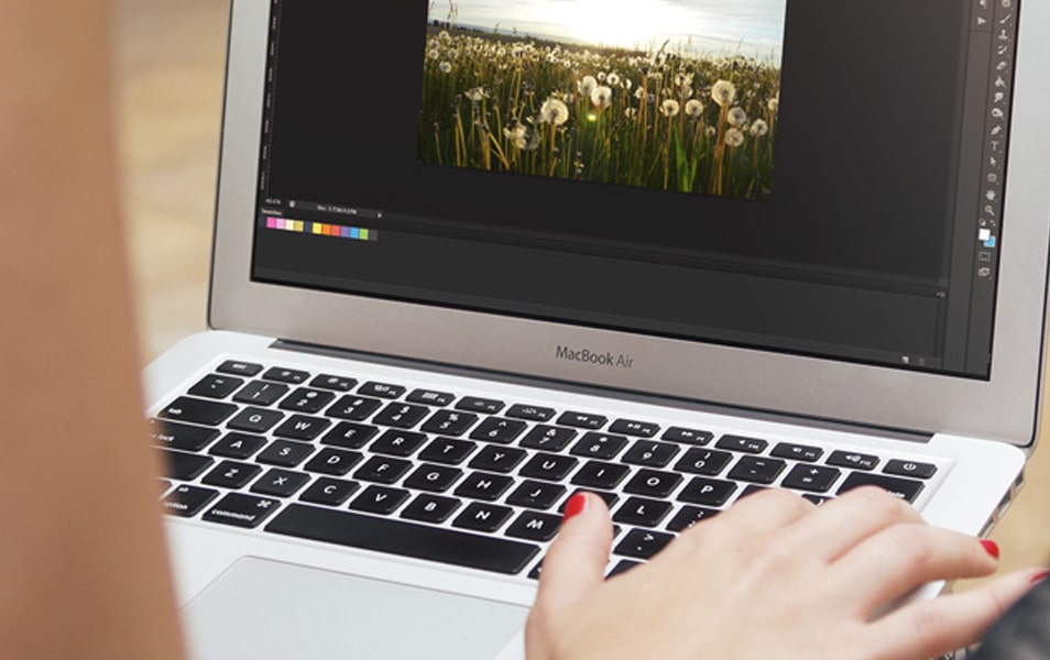 MacBook Air Mockup #5