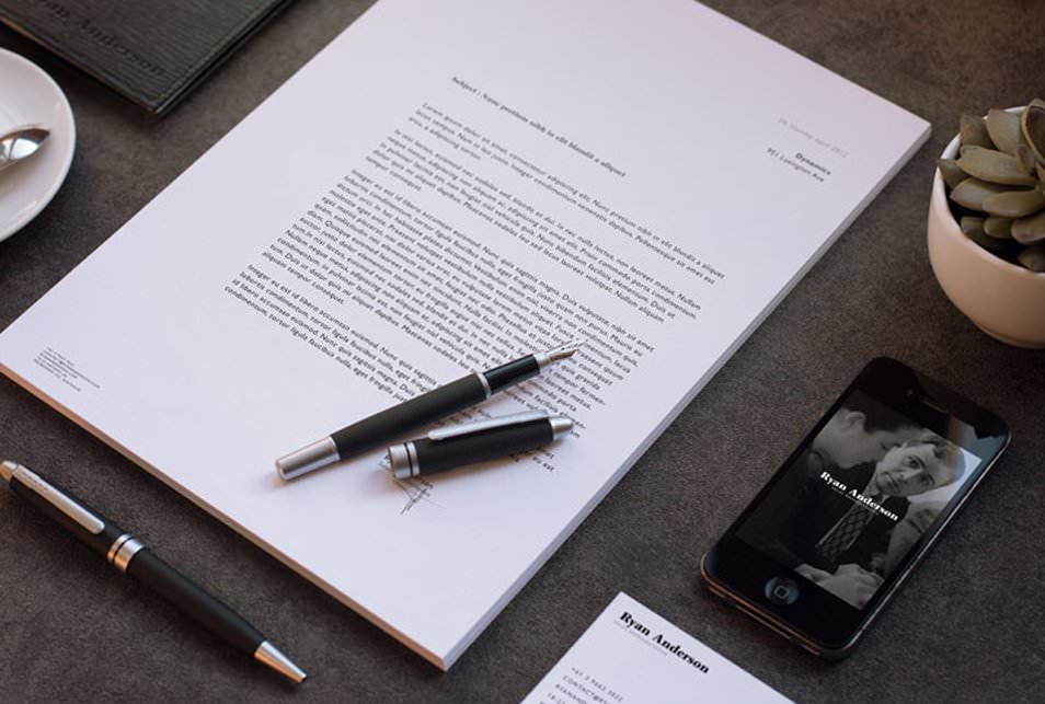 Stationery Mockup 2